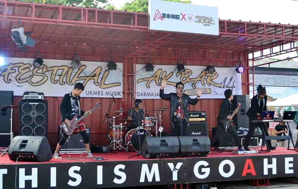 Semarak Festival Akbar UKMBS Musik Darmajaya