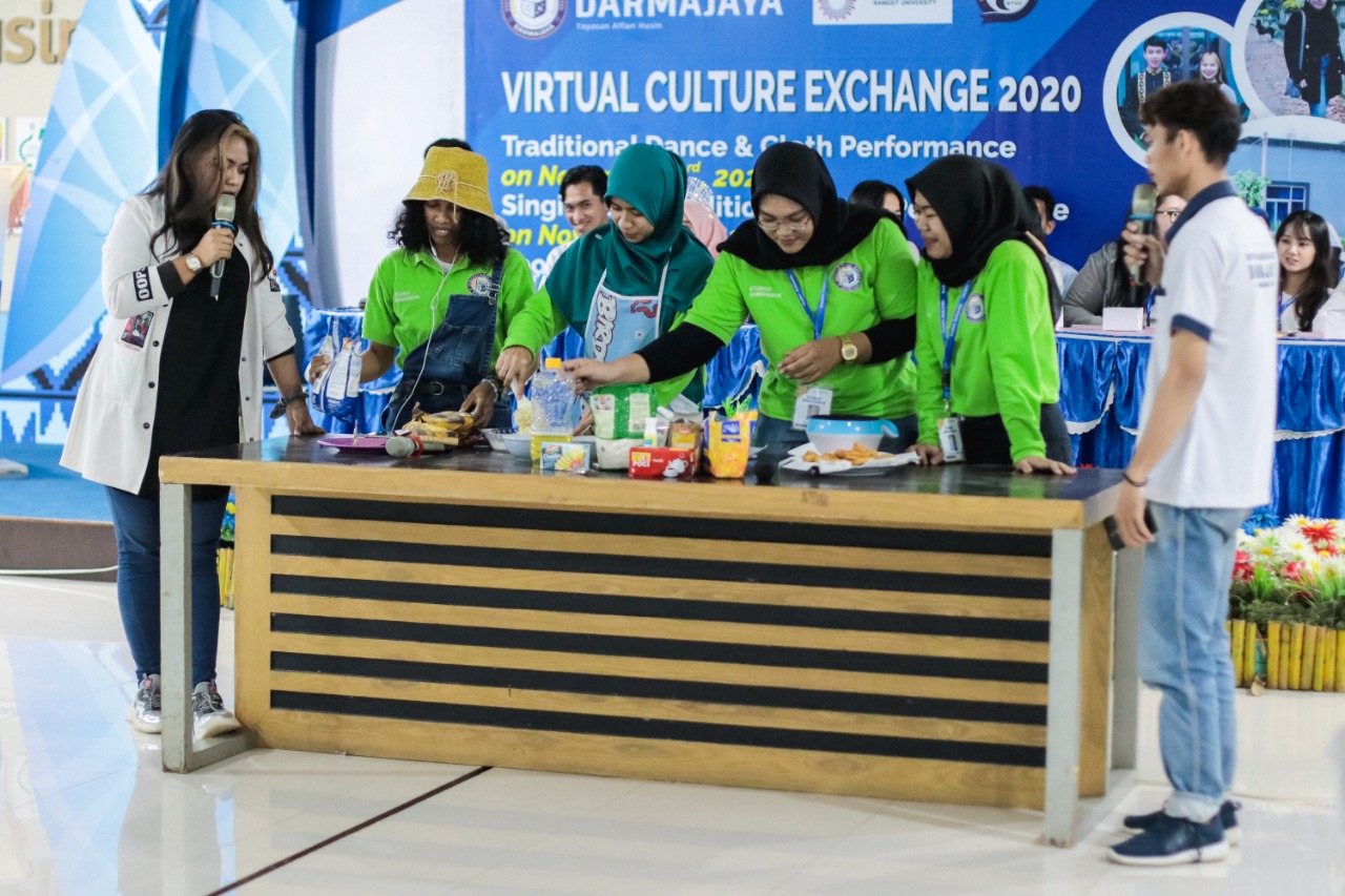 IIB Darmajaya Kenalkan “Geguduh” dalam Virtual Culture Exchange