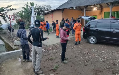 Tujuh Mahasiswa PTS Terbaik se-Sumbagsel ini Turut Serta Cari Pendaki Hilang di Gunung Tanggamus