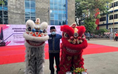 Barongsai, Drama Hingga Wall Climbing Meriahkan Atraksi Organisasi Kemahasiswaan IIB Darmajaya