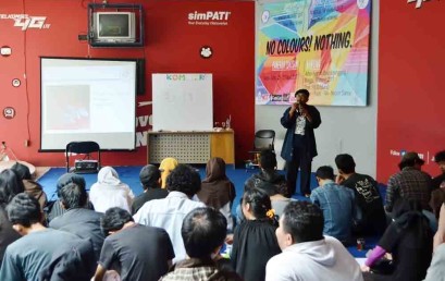 PulungSwandaru Isi Workshop Melukis UKM Kombir Darmajaya