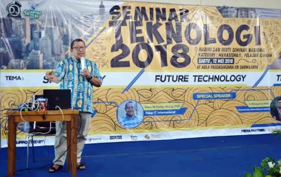 Seminar Teknologi Darmajaya, Ajak Generasi Muda Kuasai Digital