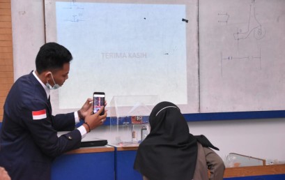 Tingkatkan Keamanan Rumah, Mahasiswa Sistem Komputer Darmajaya Ciptakan Sistem Buka Kunci Pintu dengan Menggunakan Wajah