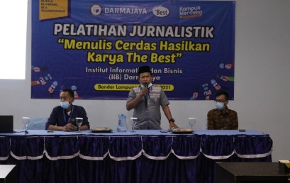 Berikan Kemampuan Menulis, Mahasiswa IIB Darmajaya Dapatkan Pelatihan Jurnalistik