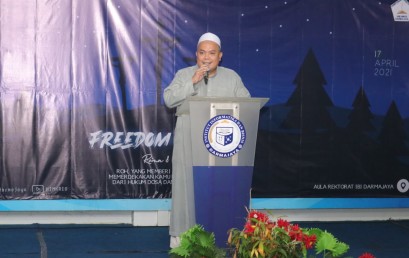 Ini Pesan Rektor IIB Darmajaya dalam Perayaan Paskah Mahasiswa