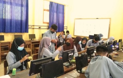 Dosen DKV Darmajaya Bekali Pelajar SMK Pangudi Luhur Kemampuan Desain Grafis dan Videografi