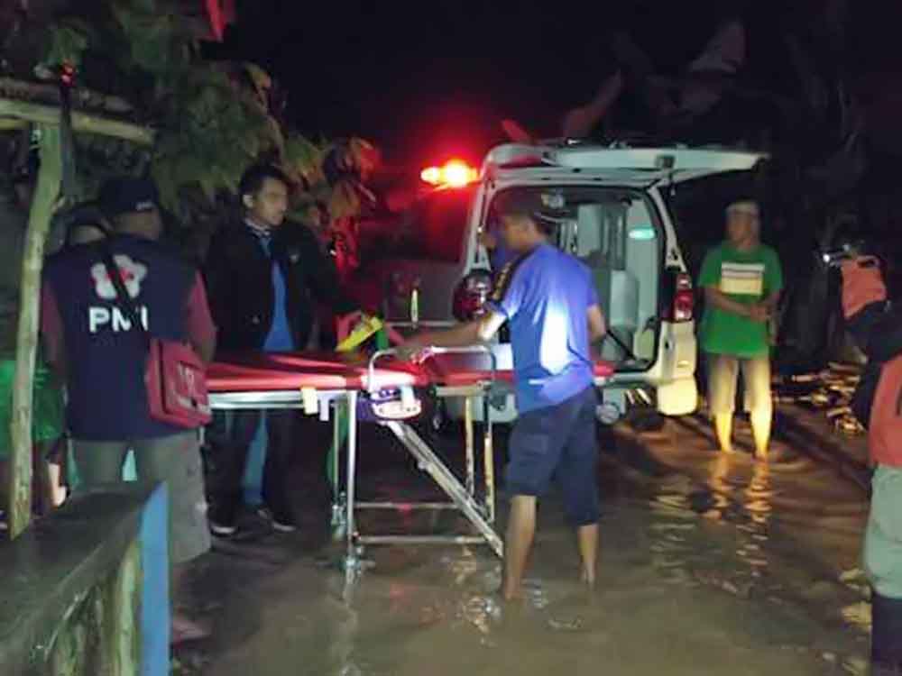 Peduli Korban Banjir Lampung, KSR Darmajaya Buka Dapur Umum di Pringsewu