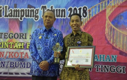 IIB Darmajaya Raih Anugerah KI Lampung 2018 Kategori PTN/PTS