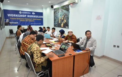 Jurusan SKTK IIB Darmajaya Gelar Workshop Kurikulum Sesuai Revolusi Industri 4.0