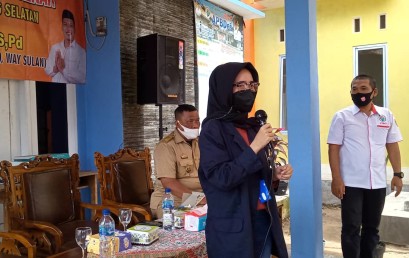 Kolaborasi dengan Anggota DPRD Lampung Selatan, Mahasiswi Darmajaya Ini Lakukan Penyuluhan Cegah Covid-19