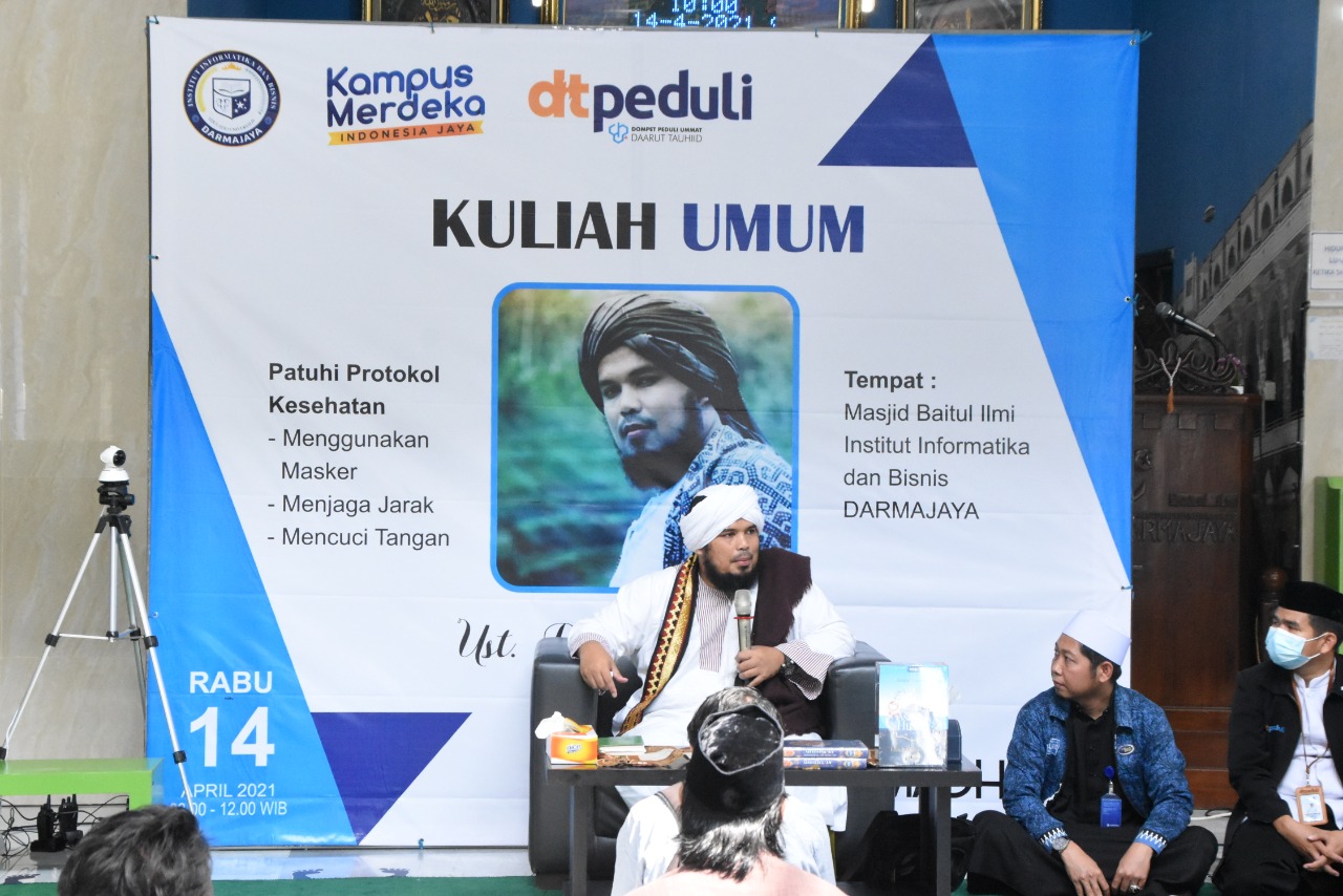 Kuliah Umum, Derry Sulaiman: Nikmat Luar Biasa Ibadah di Masjid Selama Tiga Hari