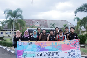 Siswa Pringsewu Antusias Sambut Roadshow UKM DCFC