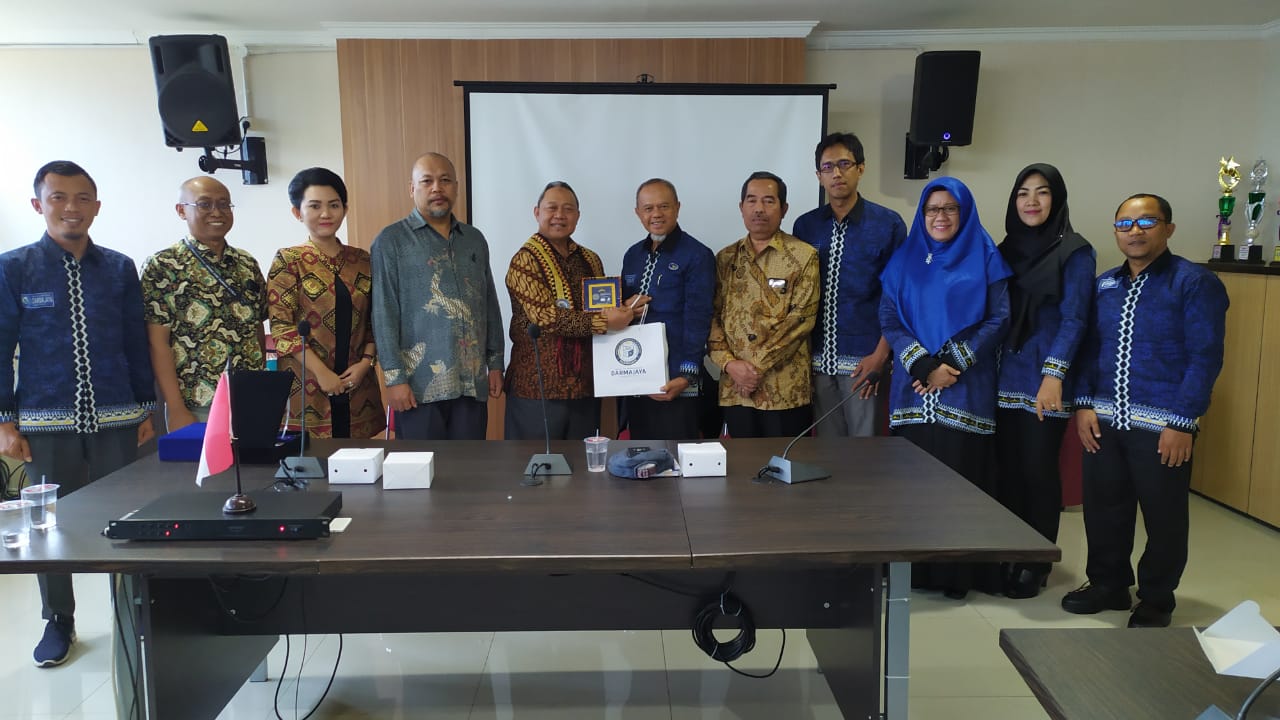 IIB Darmajaya – Universitas Pamulang Gelar FGD dan Jalin Kerjasama