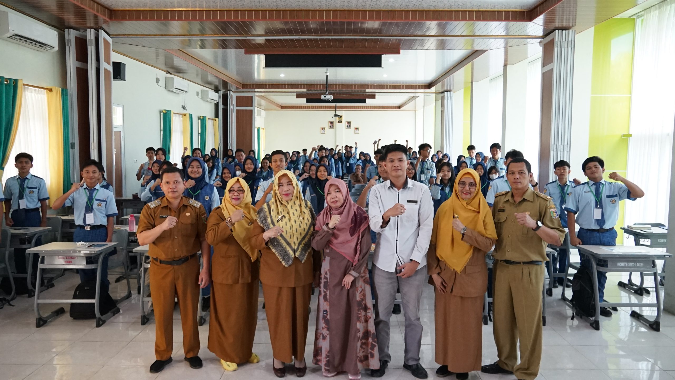 Antisipasi Kenakalan dan Kekerasan, SMAN 5 Gandeng Prodi Hukum Bisnis IIB Darmajaya