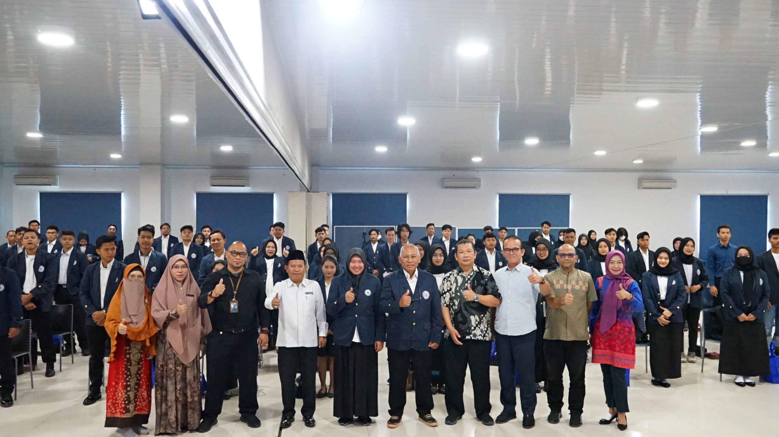 Ratusan Mahasiswa Baru Jalur Karyawan dan Program RPL Ikuti PKKMB 2023