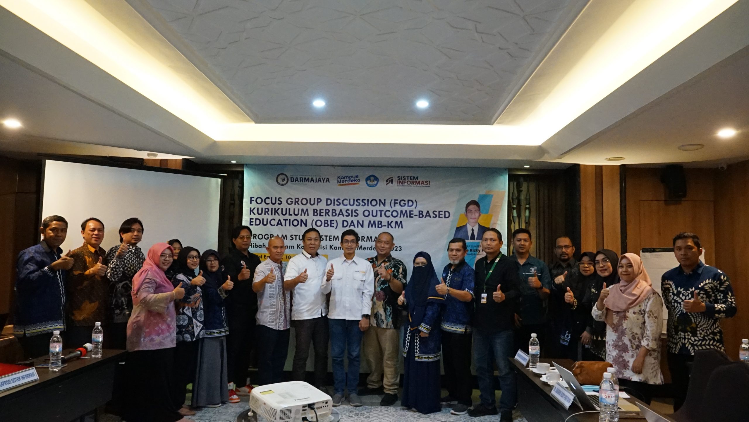 Hadirkan Stakeholder, Prodi Sistem Informasi IIB Darmajaya Gelar FGD Kurikulum Berbasis OBE dan MBKM