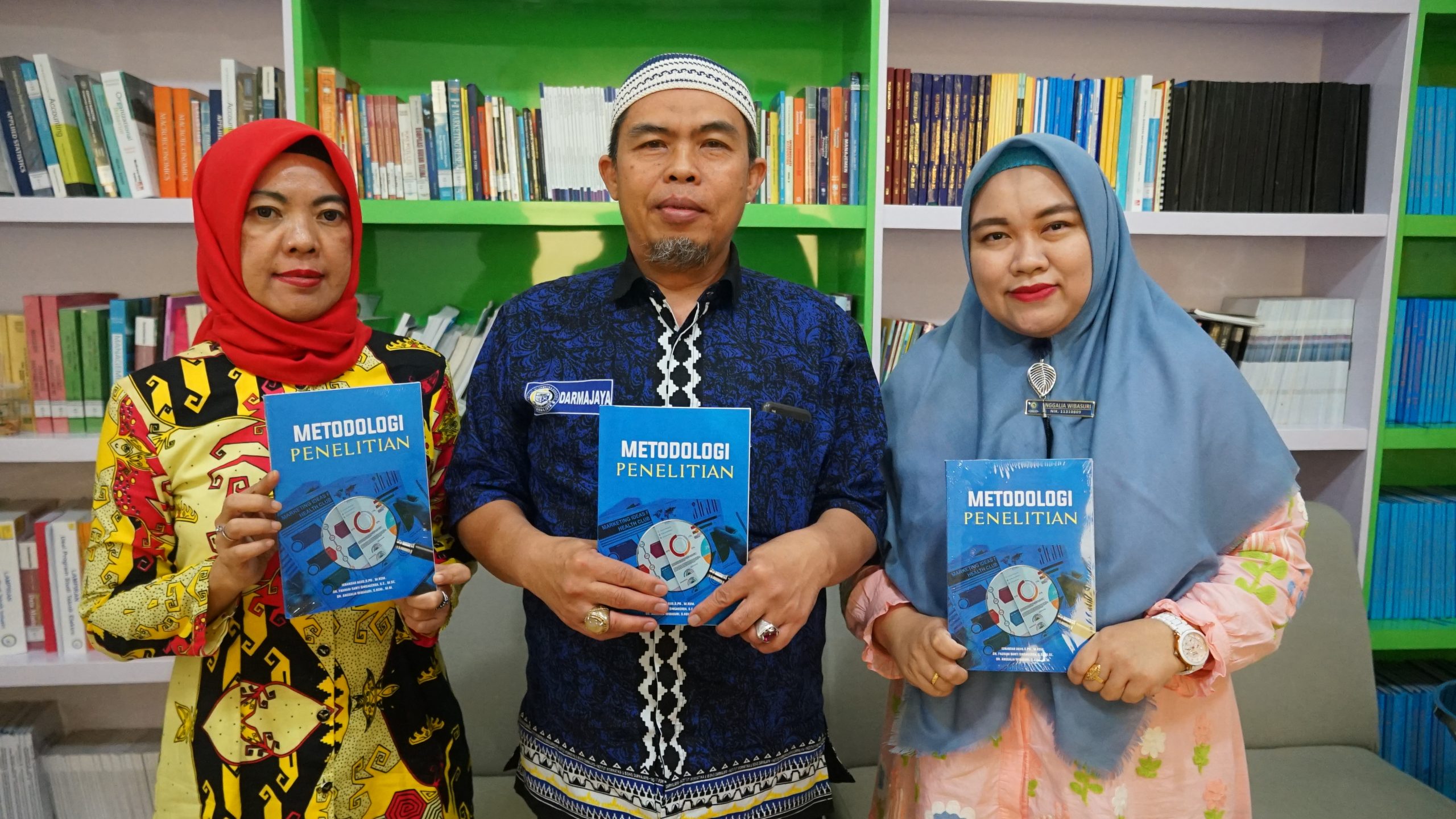 Buku “Metodologi Penelitian” ini Karya Kolaborasi Lintas Prodi di IIB Darmajaya