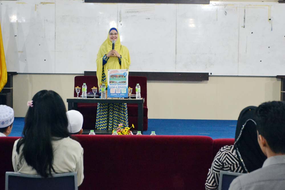 Peggy Melati Sukma Roadshow Dakwah di Darmajaya