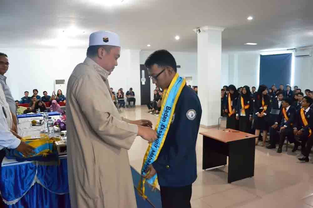 Rektor Lantik Pengurus Organisasi Kemahasiswaan Darmajaya Periode 2016-2017