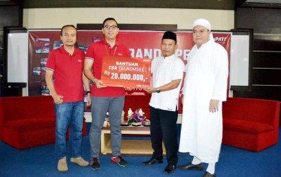 Telkomsel Salurkan CSR Broadband Corner Darmajaya