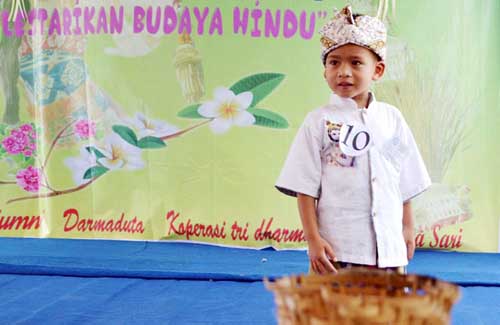 Tari Merak Angelo Bawa Pasraman Dewi Saraswati Juarai Lomba Tari Bali Perade Budaya Darmajaya