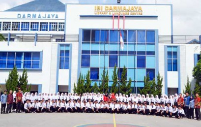 Tambah Wawasan Teknologi dan Ekonomi Bisnis, Siswa SMK Lampura Kunjungi Darmajaya