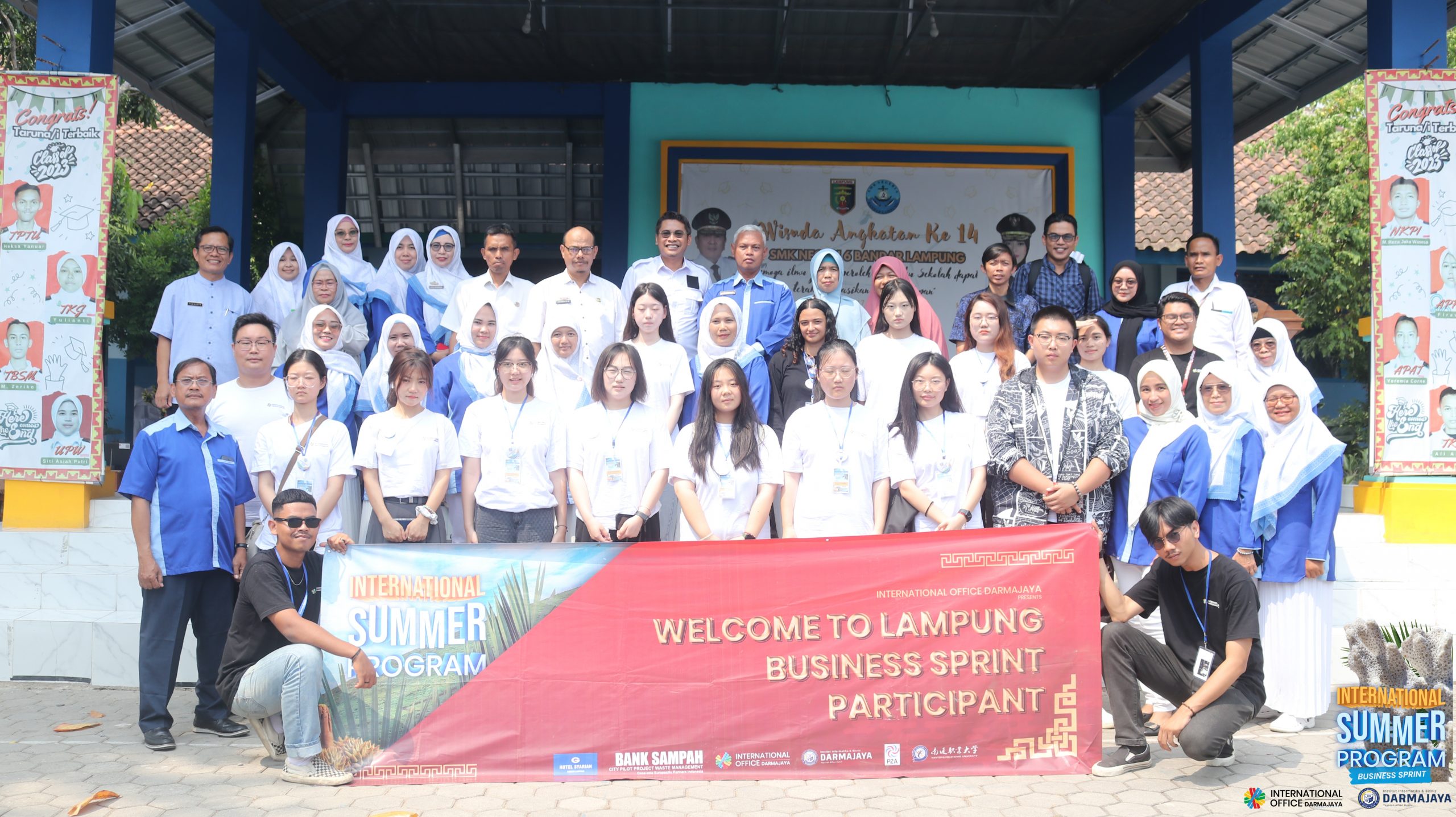 Foto bersama SMKN 6 Bandarlampung Community Service 2