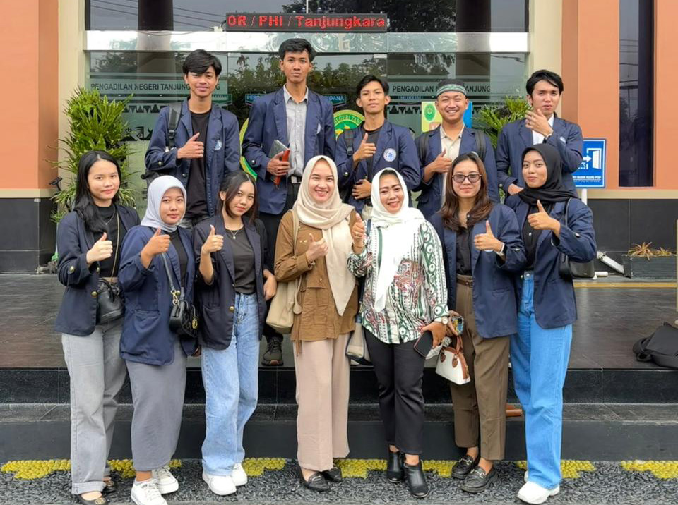 Prodi Hukum Bisnis Ajak Mahasiswa Kunjungan Belajar ke PN Tanjungkarang