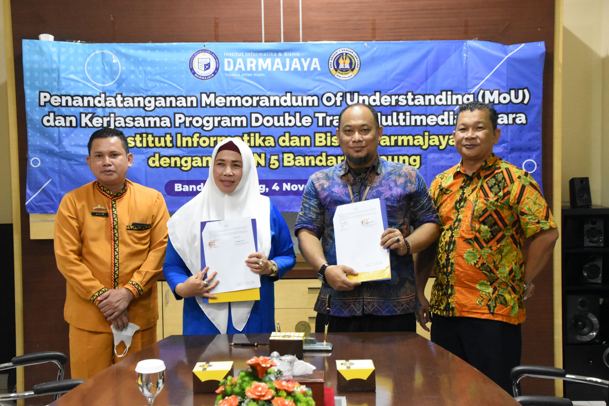 Pilih IIB Darmajaya untuk Program Double Track Multimedia, ini Alasan SMAN 5 Bandarlampung