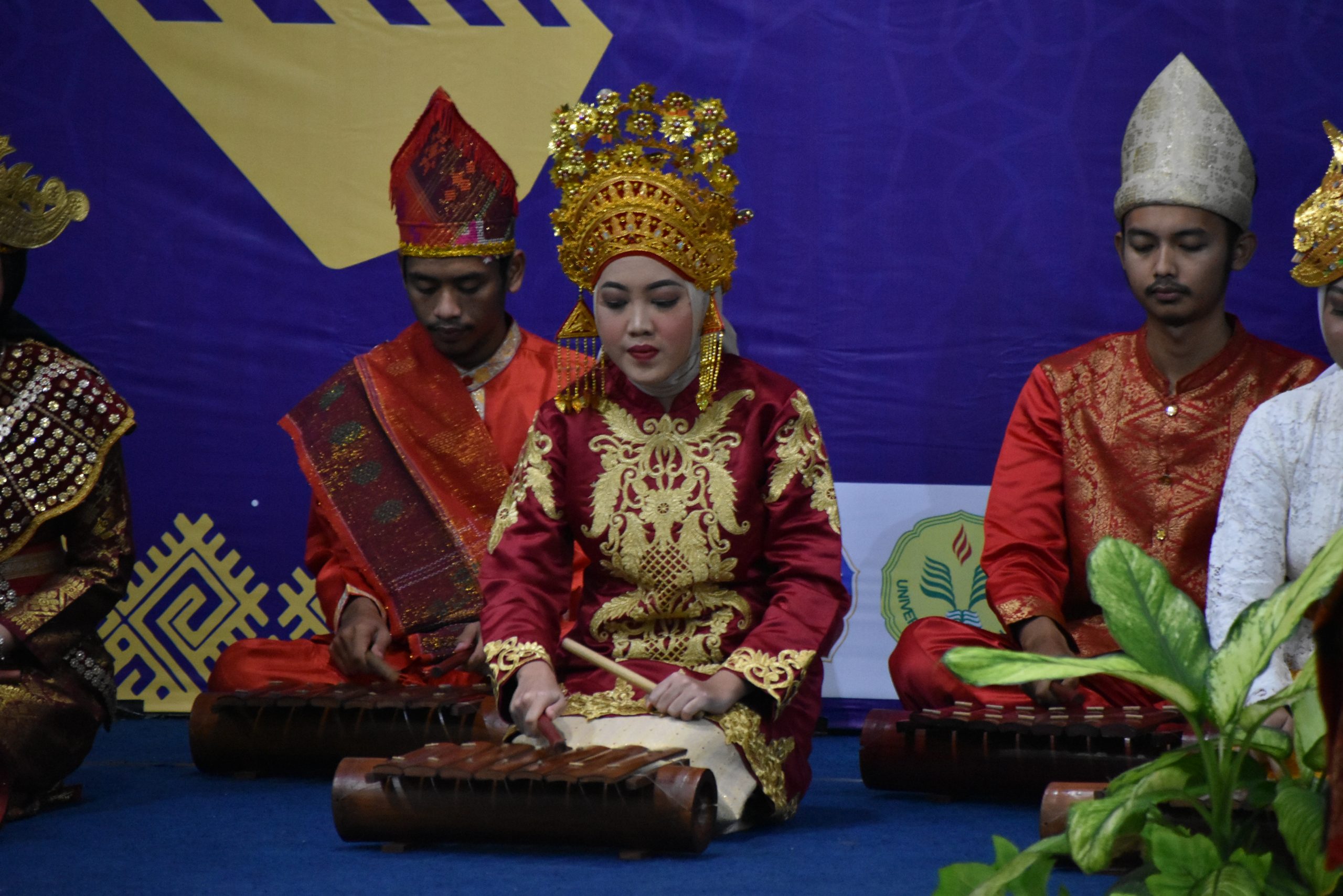 Tari Melinting Hingga Atraksi Isi Parade Budaya PMM 3 IIB Darmajaya