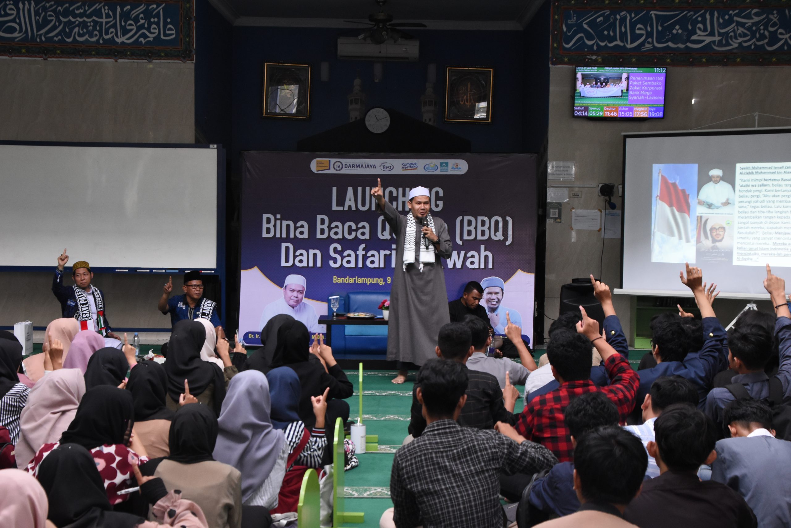 Ustaz Rahmat Baequni Ajak Mahasiswa IIB Darmajaya Bantu Palestina dengan Jihad Tuntun Ilmu di Bangku Kuliah