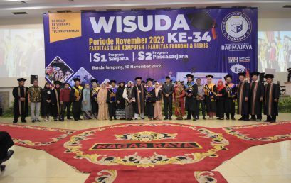 Wisuda ke-34 IIB Darmajaya Bertabur Beasiswa, Ini Pesan Kepala LLDikti Wilayah II Palembang