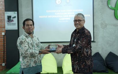 Kampus The Best ini Studi Banding ke Telkom University dan MoU dengan Universitas Budi Luhur