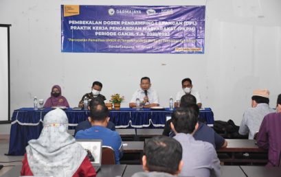 Pembekalan DPL PKPM-KP, Warek 1 IIB Darmajaya Pesan Buat Program Sesuai Kebutuhan Masyarakat