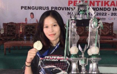 Mahasiswi Prodi Akuntansi Kampus The Best ini Juara Taekwondo Tingkat Provinsi