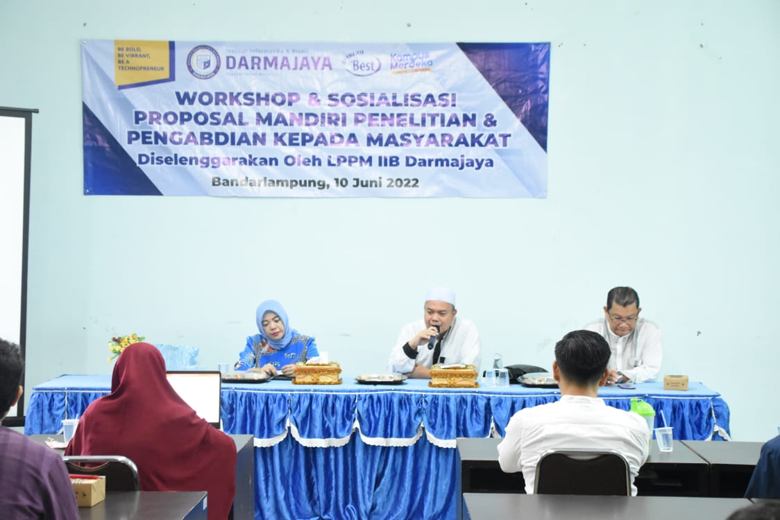 Tingkatkan Penelitian dan Pengabdian, LP2M Kampus The Best ini Gelar Sosialisasi dan Workshop