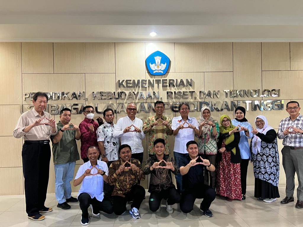 Wujudkan UMKM Merdeka, DPP Apindo Lampung Bersama Coca-Cola Europacific Partners Indonesia dan IIB Darmajaya Bahas dengan LLDikti Wilayah II Palembang