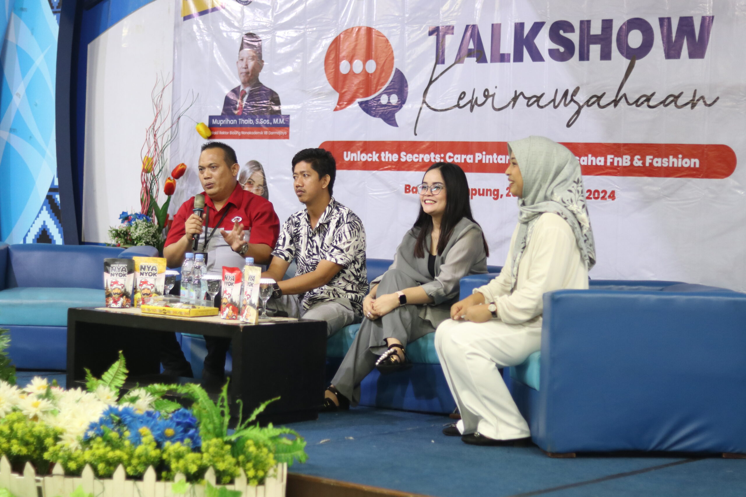 Talkshow Kewirausahaan: JNE dan Para Praktisi Buka Rahasia Sukses Bisnis di Darmajaya