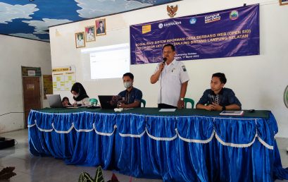 Sosialisasi Sistem Informasi Desa Berbasis Web kepada Aparatur Desa Jati Indah, Dosen DKV Darmajaya Lakukan Pendampingan