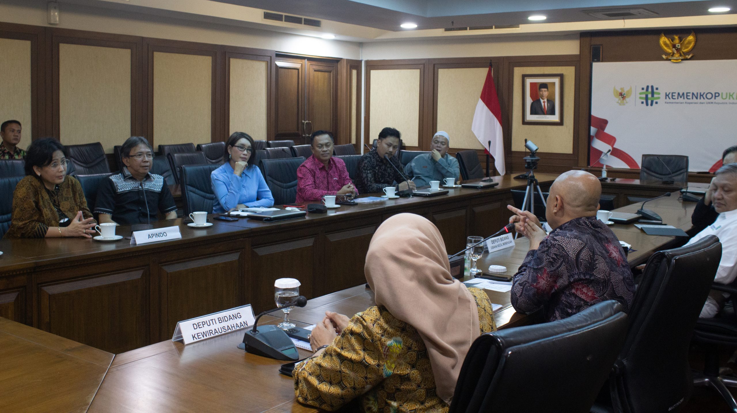 Kemenkop UKM IIB Darmajaya dan Apindo