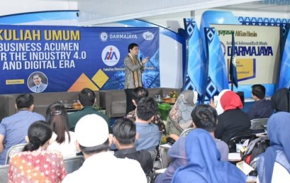 Kuliah Umum di IIB Darmajaya, Prof Roy Sembel: People Are Made, Not Born