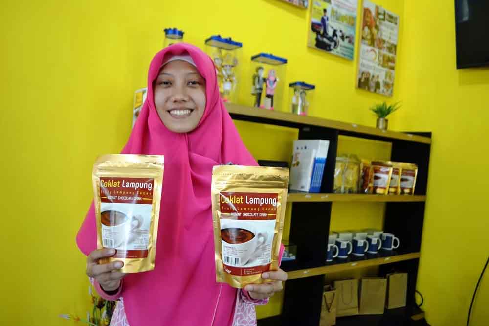 Mau Coba Minuman Berbuka ala IIB Darmajaya, Coba Saja Resep Coklat Lampung ini…