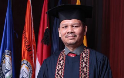 Prof. Dr. Anuar Sanusi, S.E., M.Si. Guru Besar Pertama IIB Darmajaya