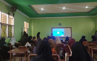 Mahasiswa Kampus ini Berbagi Ilmu kepada Pelajar SMA Al-Huda Lamsel