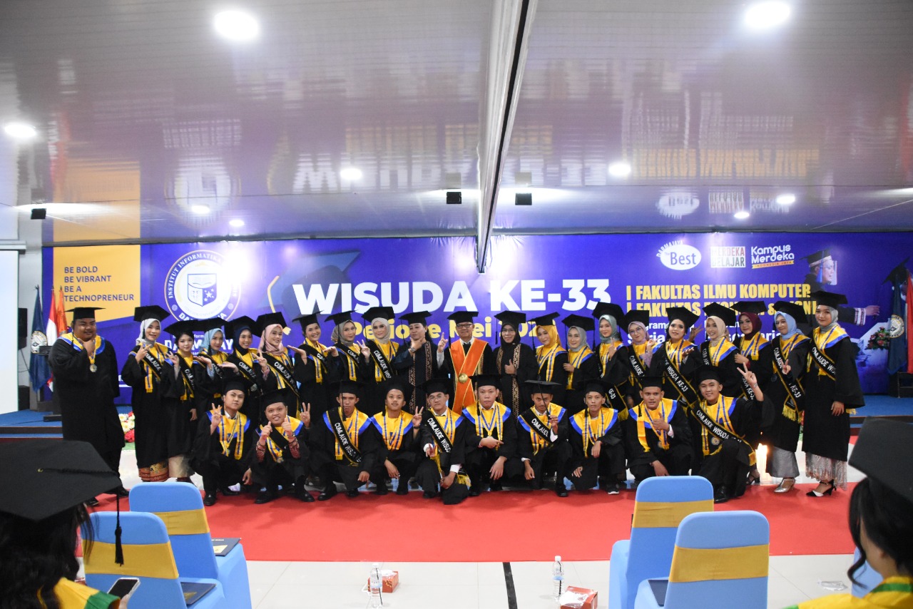 The Best, 70% Wisudawan IIB Darmajaya Raih Predikat Dengan Pujian dalam Waktu 3,5 Tahun