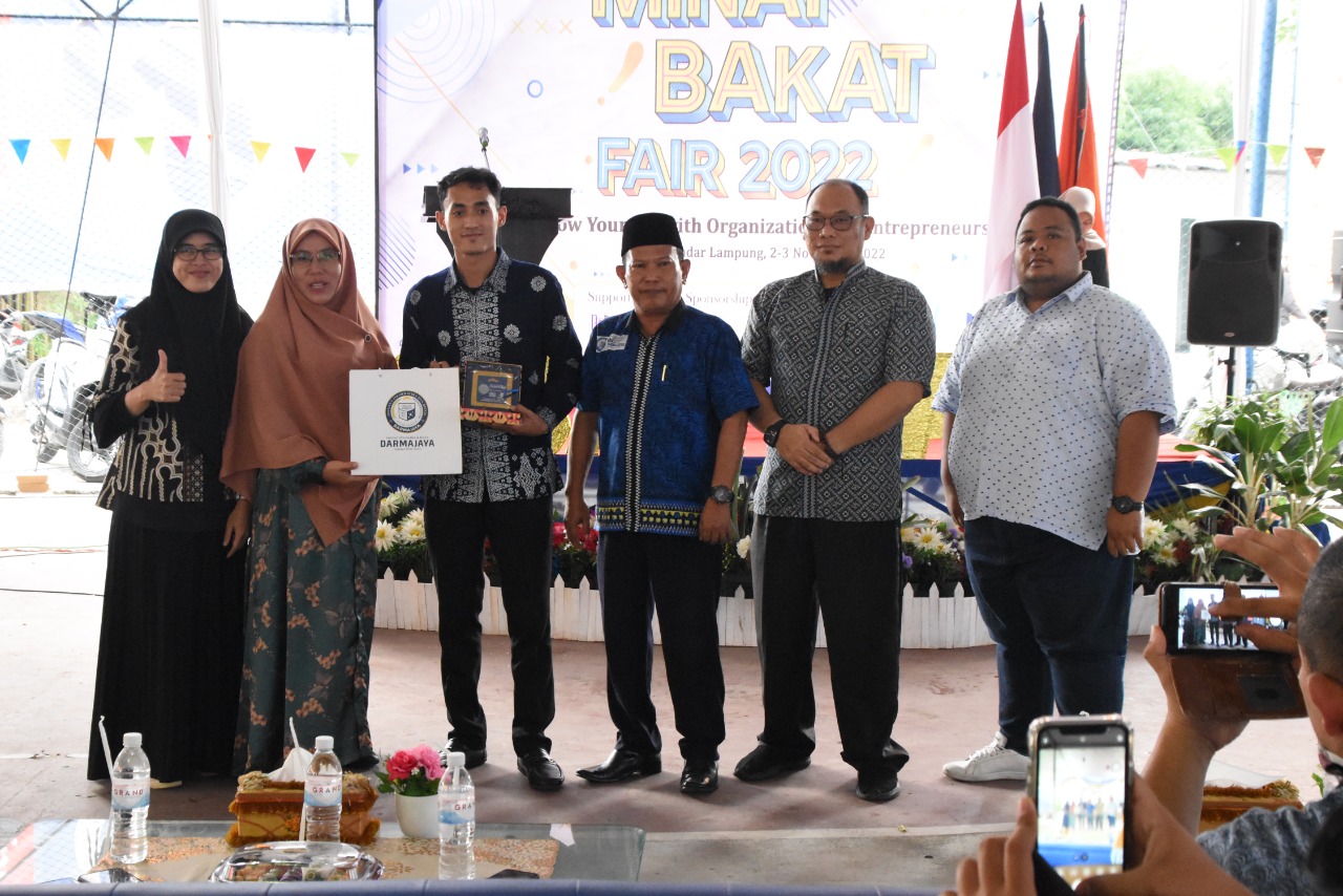 Mibat Fair 2022 IIB Darmajaya Ditutup, Mahasiswa Diminta Gali Prestasi Sesuai Minat dan Bakat