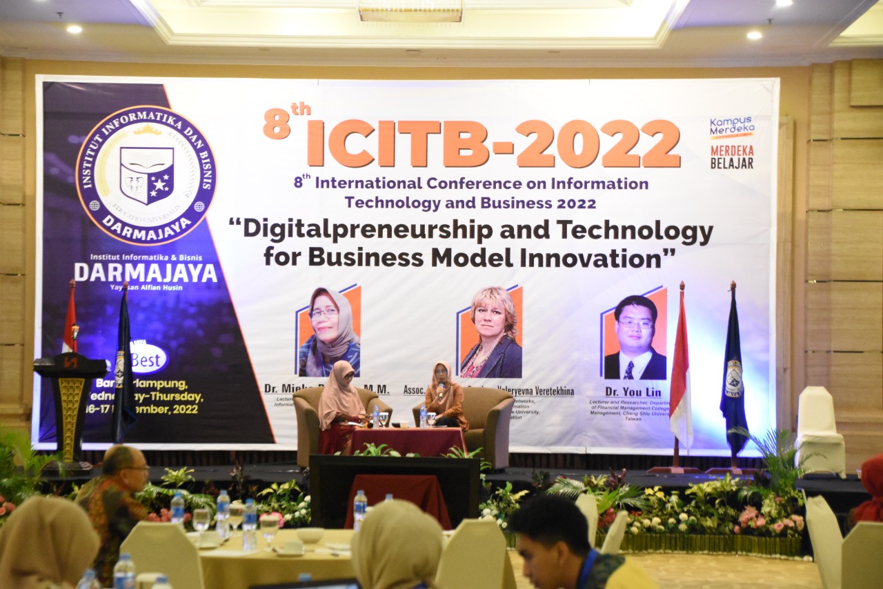 Keynote Speaker Tiga Negara Isi 8’th ICITB 2022 IIB Darmajaya