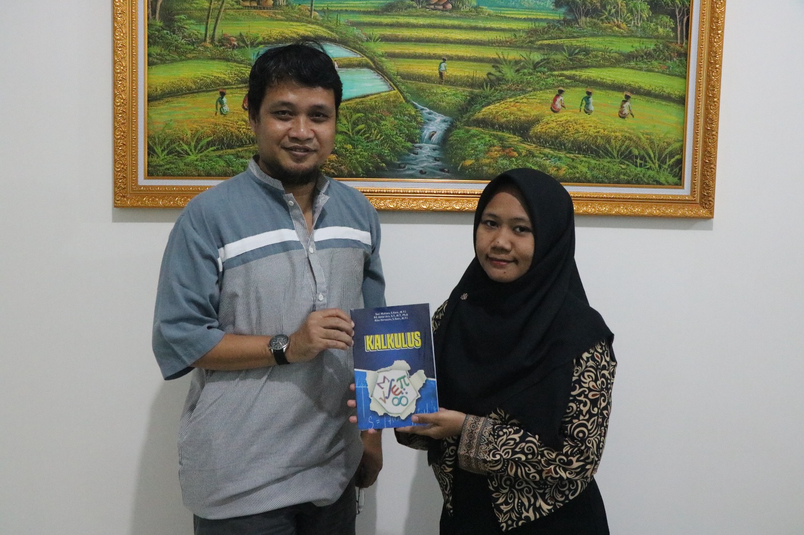 Sulit Pahami Kalkulus? Temukan Solusinya dengan Buku Karya Dosen Darmajaya!