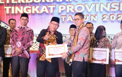 Satu-satunya PTS di Lampung, IIB Darmajaya Raih Anugerah Keterbukaan Informasi Publik 2024 Predikat “Informatif”