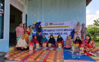 Dosen IIB Darmajaya Gelar Pelatihan Pengolahan Sampah Plastik untuk Meningkatkan Ekonomi IRT